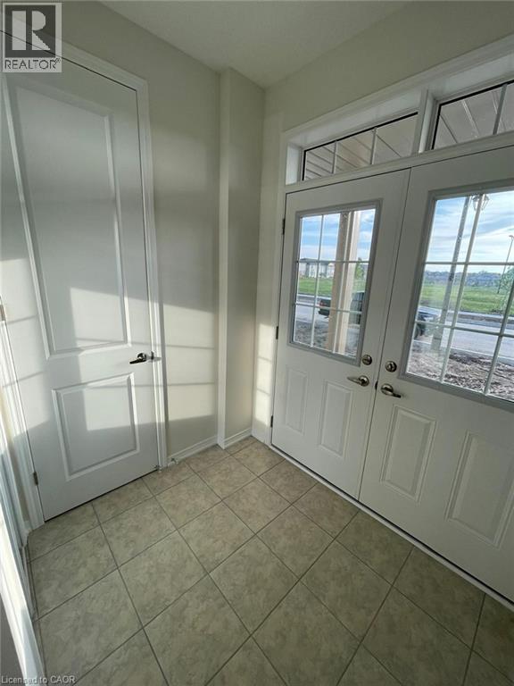 Photo - 46 Witteveen Dr