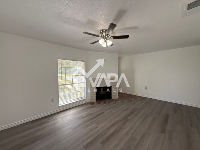 Photo - 12917 Waynesboro St