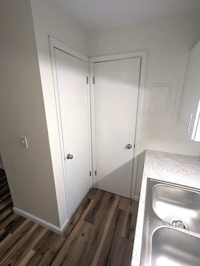 Photo - 300 Wood St Unit E7