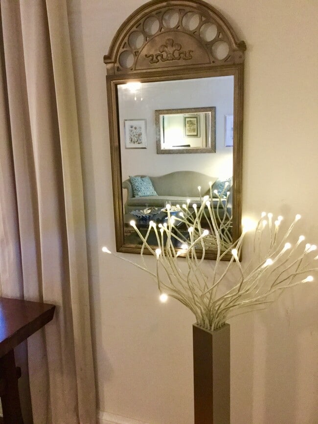 Photo - 2124 Chesterfield Ave