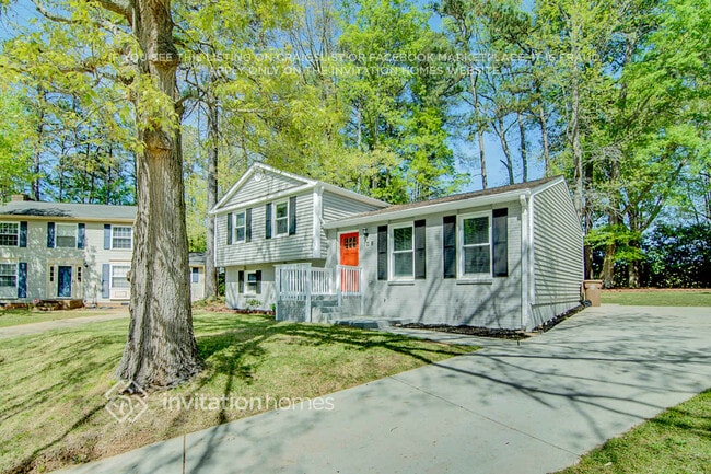 Photo - 108 N Corncrib Ct