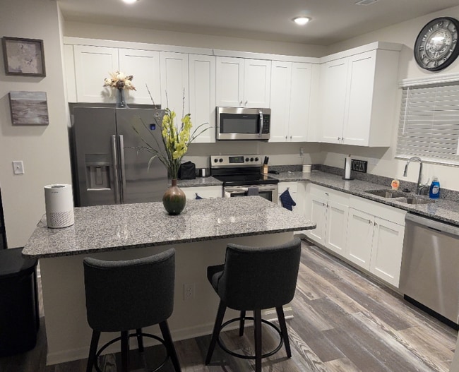 Photo - 533 Gantt St Unit 1