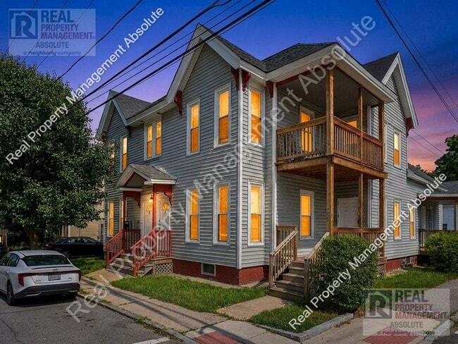 Building Photo - Kinsley St 72-74 Unit Kinsley 74A