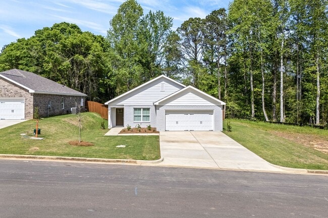 Building Photo - 1/2 off 1st months rent if you sign a lease by 6/1/26!