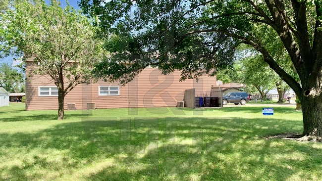 Edwards St Triplex