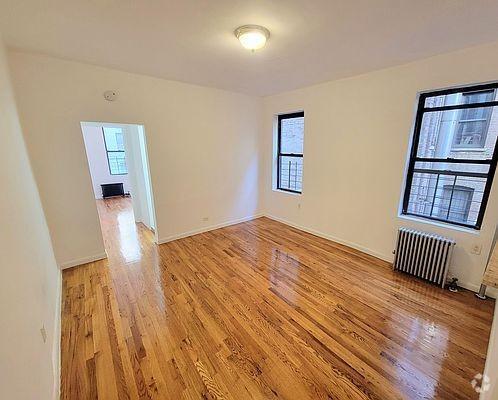 Building Photo - 1 bedroom in BRONX NY 10456 Unit 5B Rental