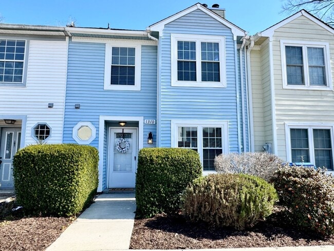 Photo - Completely Renovated & Ready 02-25-26! 2 Primary Suites, All Appliances Convey and Dog-Friendly!