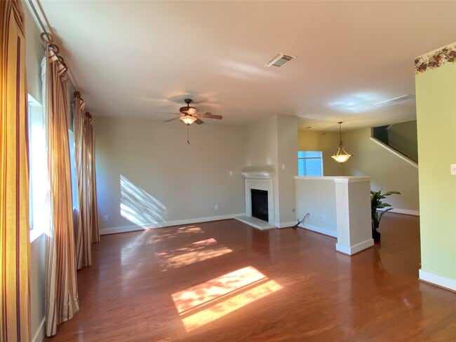 Photo - 5843 Sonoma Ridge