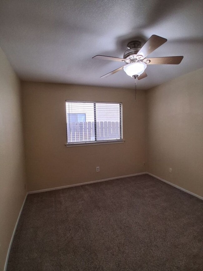 Photo - Charming Well-Maintained 3-Bed Fresno House!