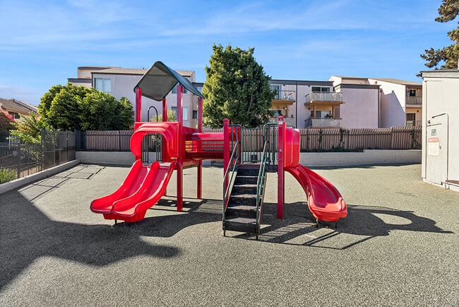 The Stratton Apartment Homes