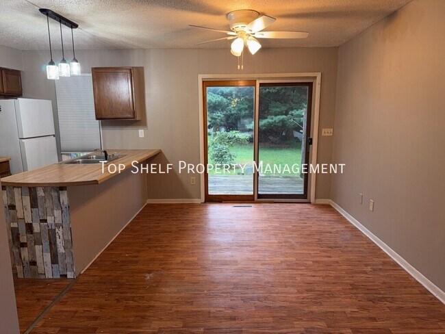 5456 NW 63rd Pl