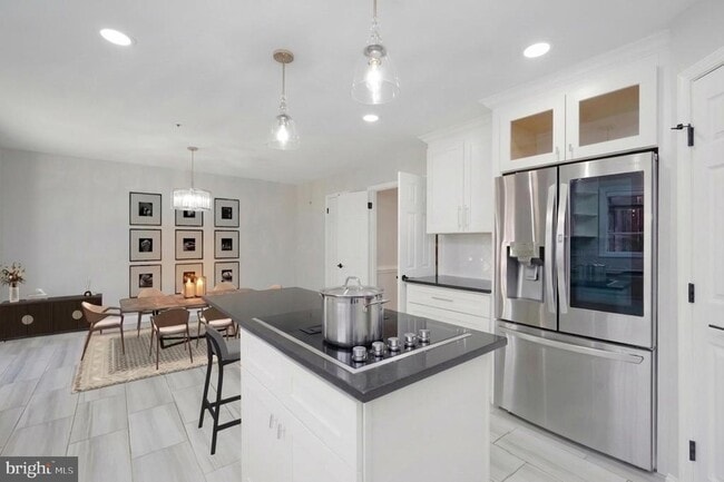 Photo - 28 Sterling Ct