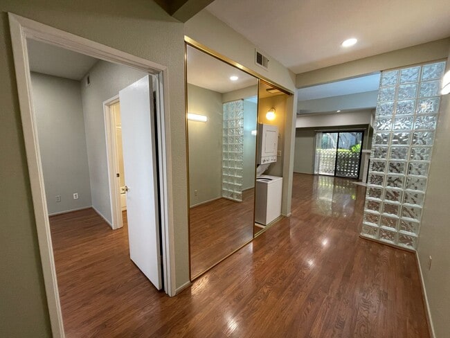 Photo - Bright Spacious Downstairs 1 bedroom 1 bath Condo in Serene North San Jose Community