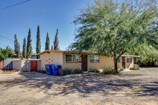 Photo - 1 bed 1 bath in a prime location!