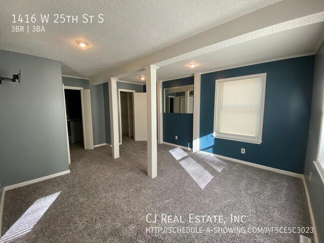 Photo - 1416 W 25th St S