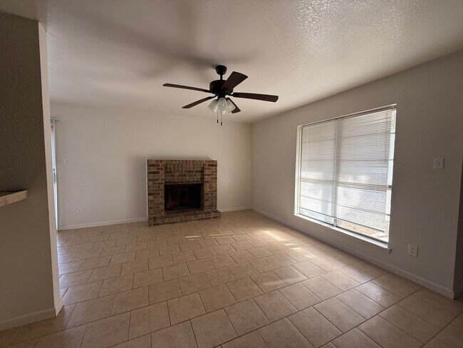 Photo - 3003 Lake Rd Unit C