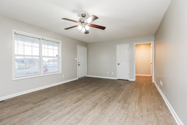 Photo - 1026 Mile High Dr