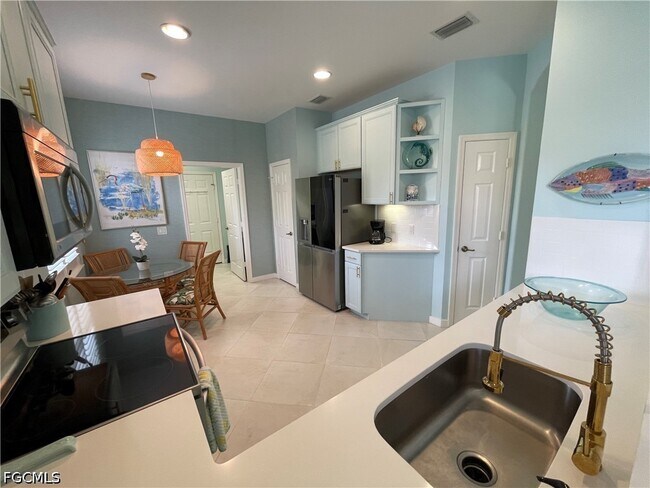 Photo - 10640 Camarelle Cir