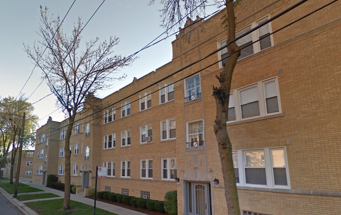 Photo - 6866 N Overhill Ave Apartments