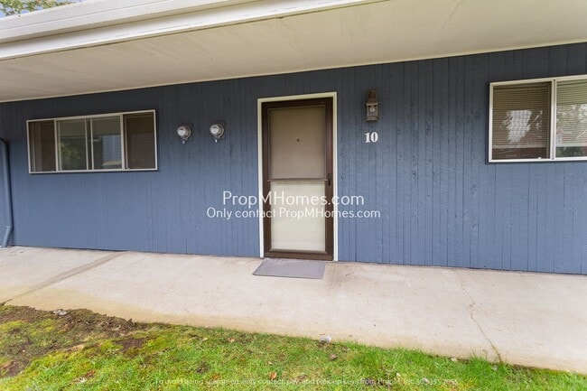 Charming Two Bedroom in Raleigh West! - Charming Two Bedroom in Raleigh West! Casa