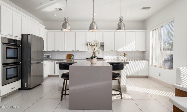 Photo - 1705 W Parnell Dr