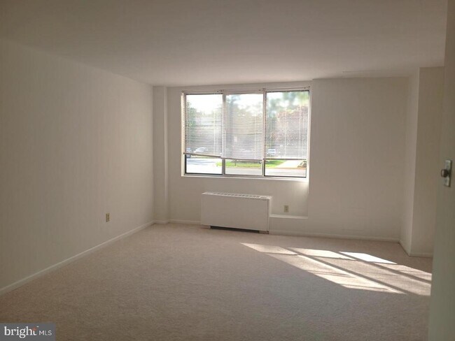 6641 Wakefield Dr Unit 105