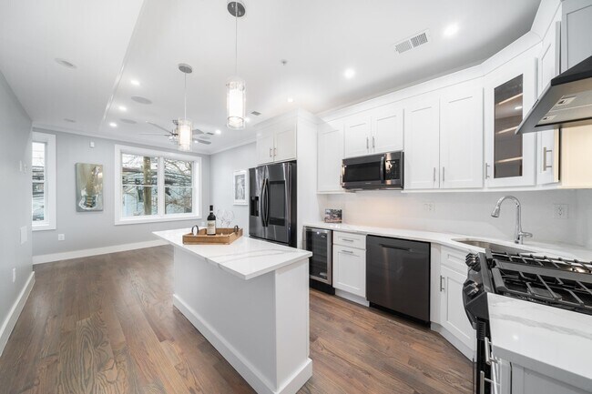 Photo - 195 Liberty Ave Unidad 2