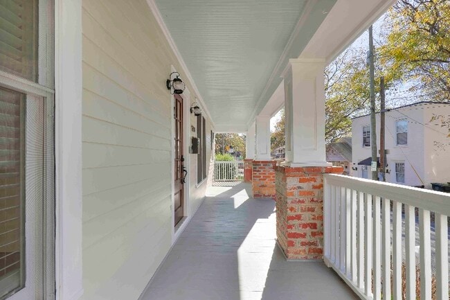 Photo - 515 S Saunders St