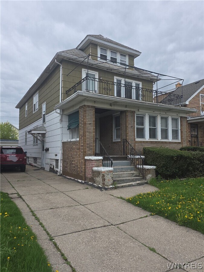 Photo - 96 Academy Rd