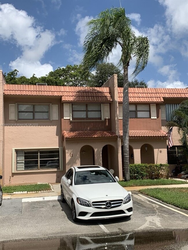 Photo - 11 Madrid Ln