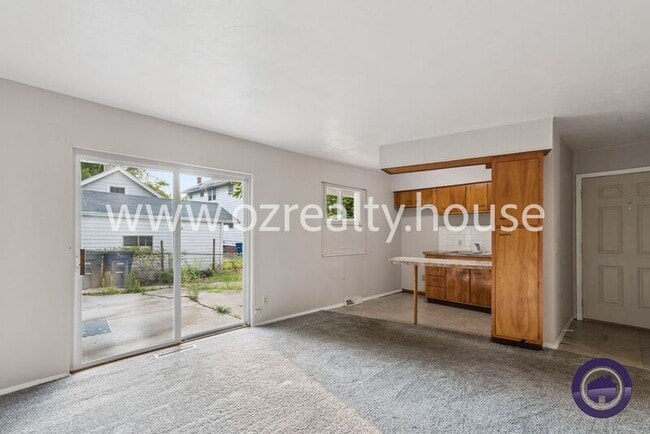 Photo - 4111 Parrakeet Ave