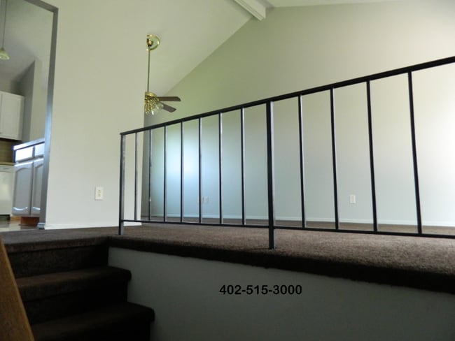 Photo - 5128 Edinburgh St