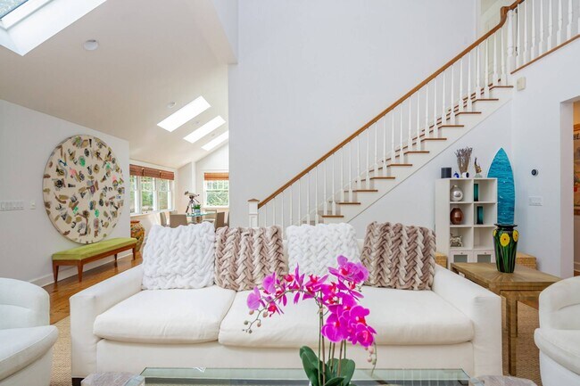 Photo - 3 Addie Conklin Ln