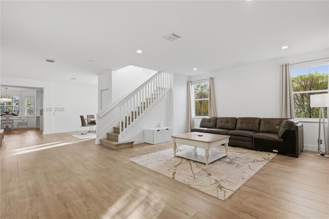 Photo - 1419 Crossbill Ct