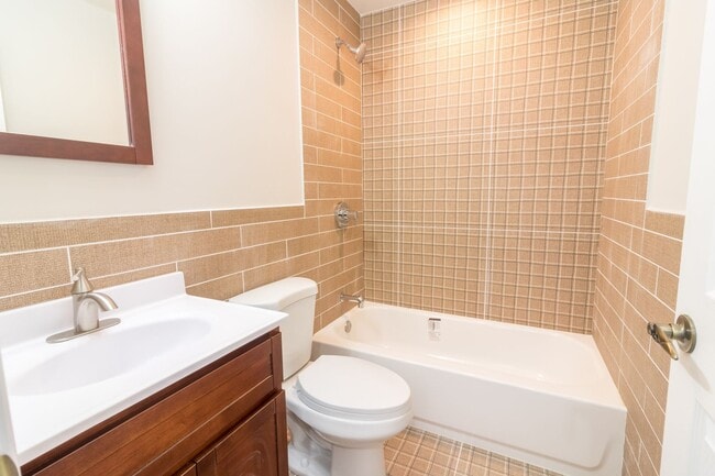 Photo - 104 N 60th St Unit 2F