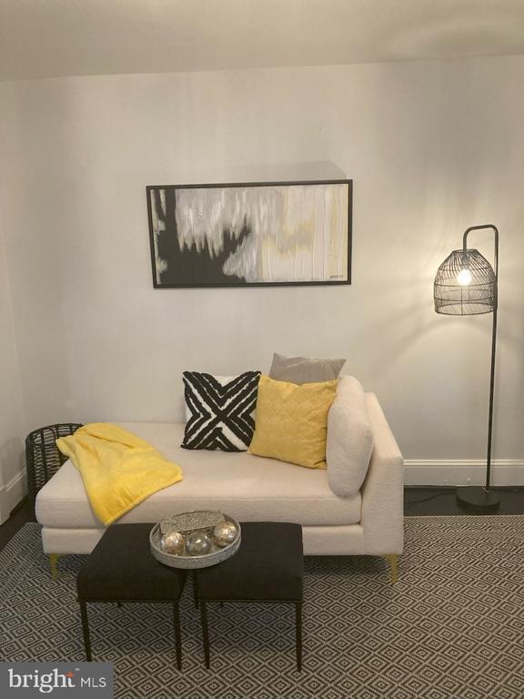 Photo - 337 Kentucky Ave SE