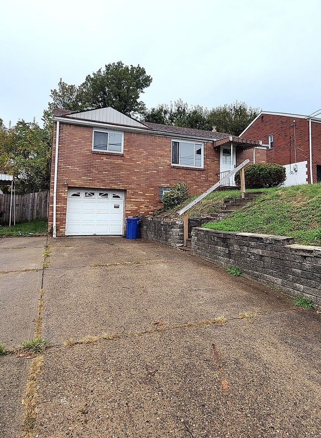 Photo - *Recently Updated 3BD/2BA Single Family Ho...