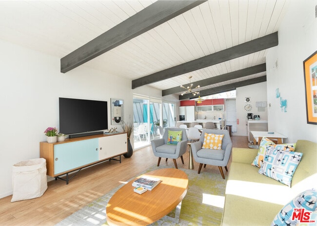 Photo - 475 E Desert Willow Cir