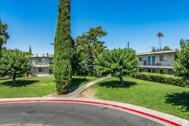 Building Photo - Rivergate Apartments Unit 94