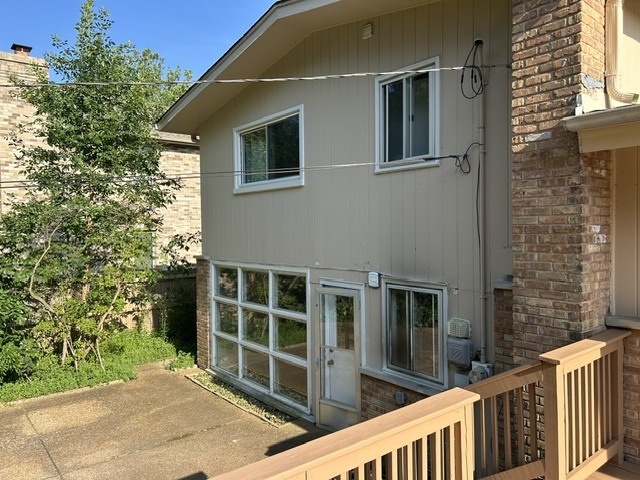 Photo - 867 Auburn Ct