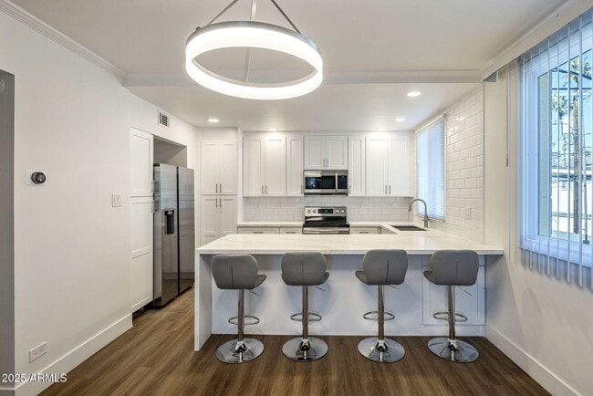 Photo - 6936 E 3rd St