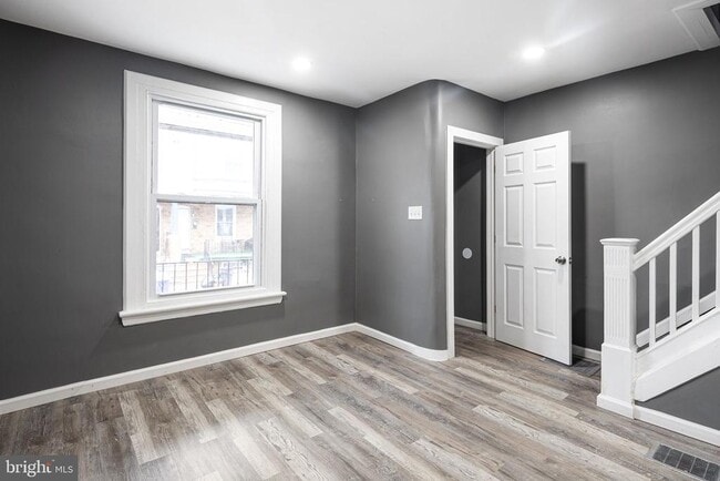 Photo - 5554 Crowson St