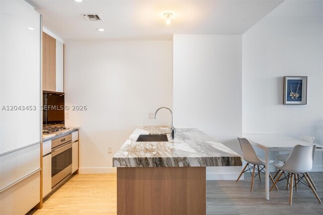 2831 S Bayshore Dr Unit 1603