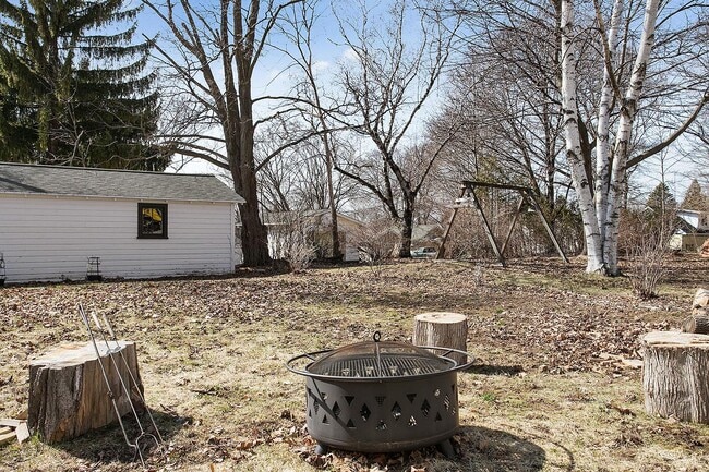 Photo - 705 N 5th Ave