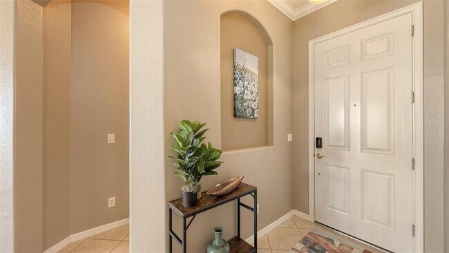 Photo - 121 Savona Way