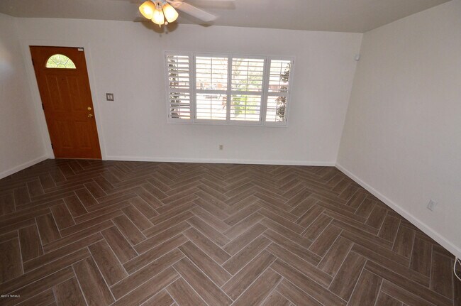Photo - 3002 E Copper St