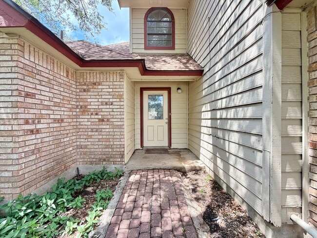 Photo - 2110 Warfield Way