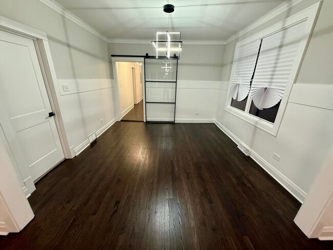 Photo - 5942 W Eastwood Ave