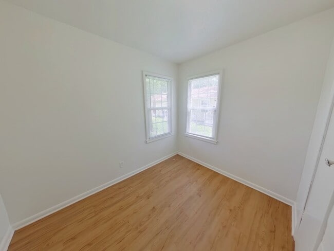 Photo - 1604 S Martinson St Unit 1