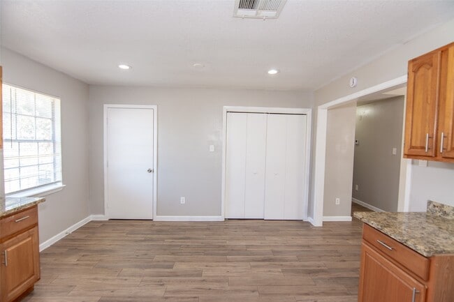 Photo - 2430 Avilion Ct